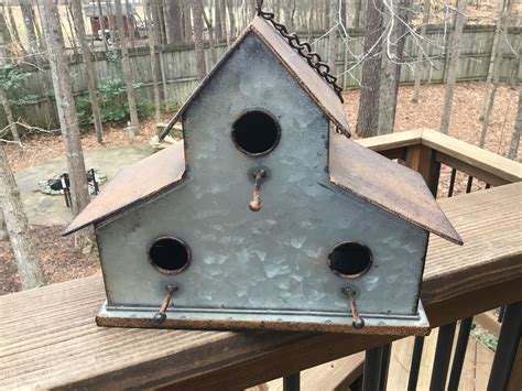 Small Metal Birdhouse 